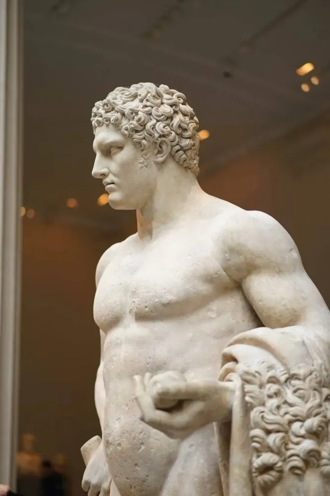 Sculpture près de Éguilles